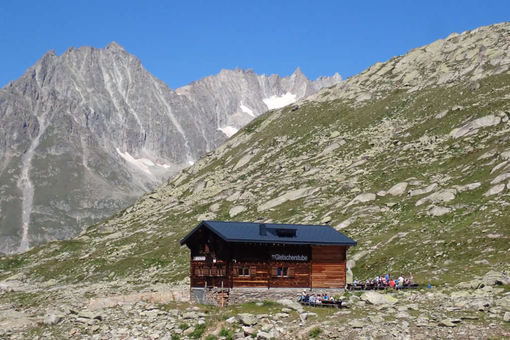 Refugio Gletscherstube en Märjelen, 2.357 mts.